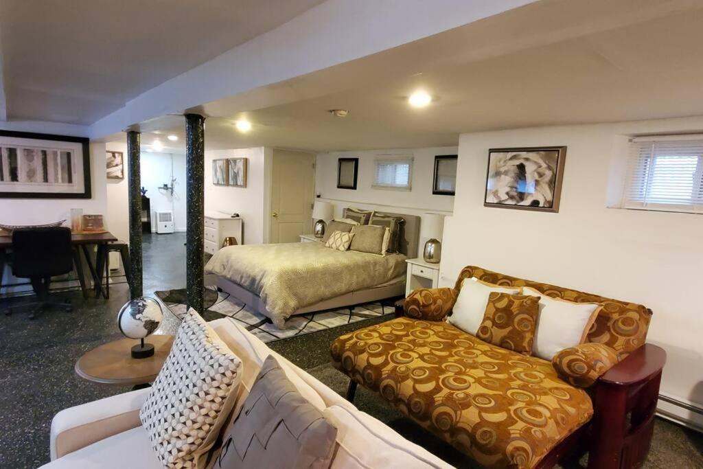 Cozy Studio; Lower Level Unit New York Luaran gambar